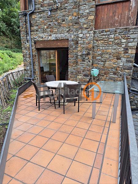 Foto 947b05da-ab7a-4bb5-bb70-d9ae302e51b0. Affitto casa bifamiliare con riscaldamento parcheggio in Sant Julià de Lòria