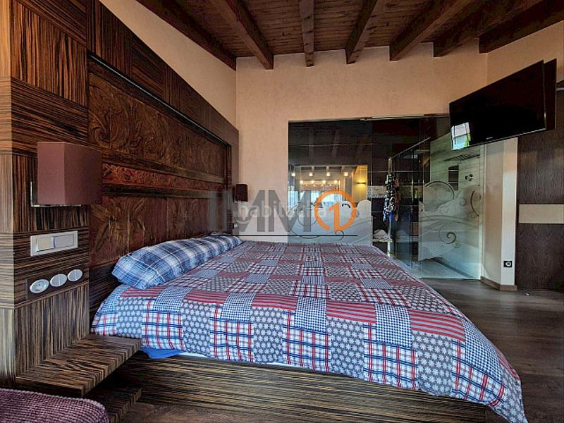 Foto b1d01c4b-5d48-4bf9-b405-eab2aaacc6d1. Affitto casa bifamiliare con riscaldamento parcheggio in Sant Julià de Lòria