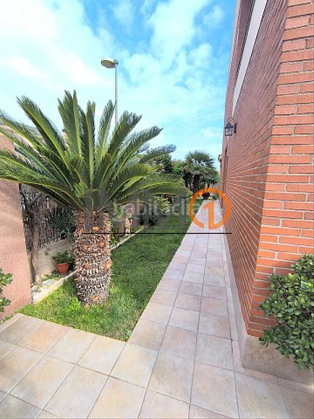 Foto 12b07908-57f7-457d-bd29-2946f18d4e62. Casa bifamiliare con riscaldamento parcheggio in Port - Horta de Santa Maria Cambrils