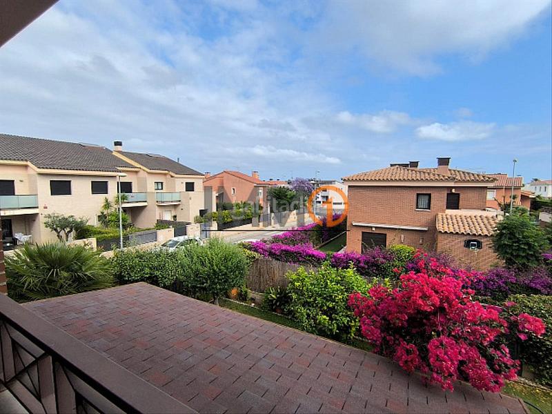 Foto c65242d0-2fc6-4acd-8242-d5fbb34e2c6e. Casa bifamiliare con riscaldamento parcheggio in Port - Horta de Santa Maria Cambrils