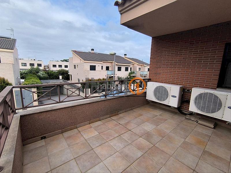 Foto cb848778-c9fc-4e4d-a432-e3141df82347. Casa bifamiliare con riscaldamento parcheggio in Port - Horta de Santa Maria Cambrils