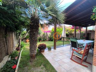 Casa aparellada a Port - Horta de Santa Maria. En venta maravilloso adosado en cambrils dorado playa