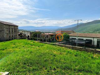 Finca rústica a Alàs i Cerc. Finca en venta en terreno urbano consolidado y urbanizable en al