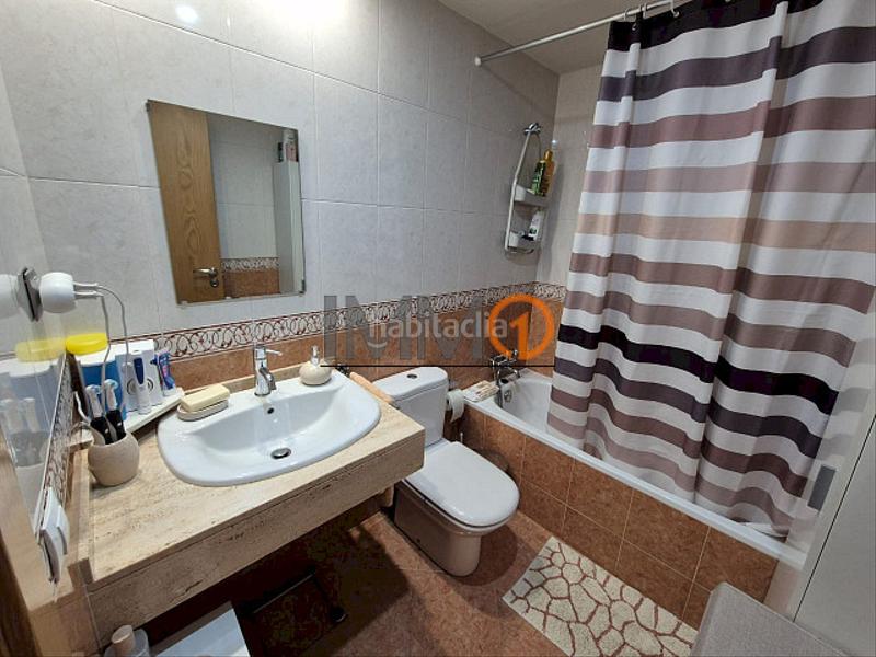 Foto b886ff47-b131-4c18-9280-373dde2b1e5f. Pis amb calefacció aparcament a Encamp Encamp