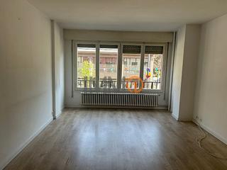 Lloguer Pis a Centro. En alquiler piso céntrico de 3 habitaciones en andorra la vella