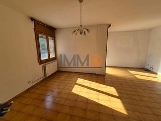 Etagenwohnung in Bixessarri - Aixovall. Piso céntrico en venta de 4 habitaciones en sant julià de lòria