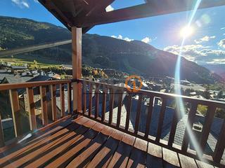 Appartement à El Tarter. En venta bonito piso reformado de 2 habitaciones con aparcamient