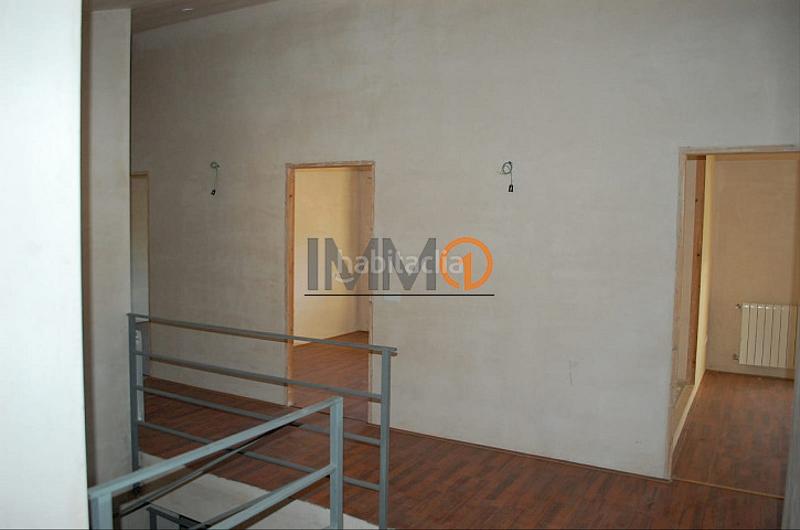 Foto 61c2f5fd-5924-477b-b4f6-8439a0d52fdb. Towny house with heating parking in Seu d´Urgell (La)