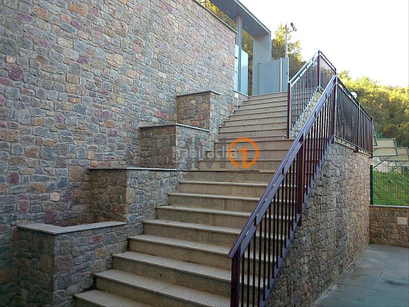 Foto fcd346fe-7bd9-4c65-9f95-101c19d238da. Towny house with heating parking in Seu d´Urgell (La)