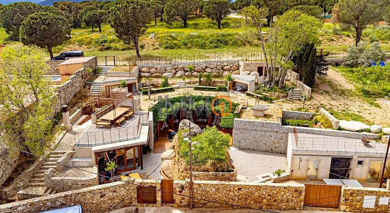 Foto 1934e170-779e-4ab7-86a5-55e73e4b34f3. Casa bifamiliare con riscaldamento in Capmany