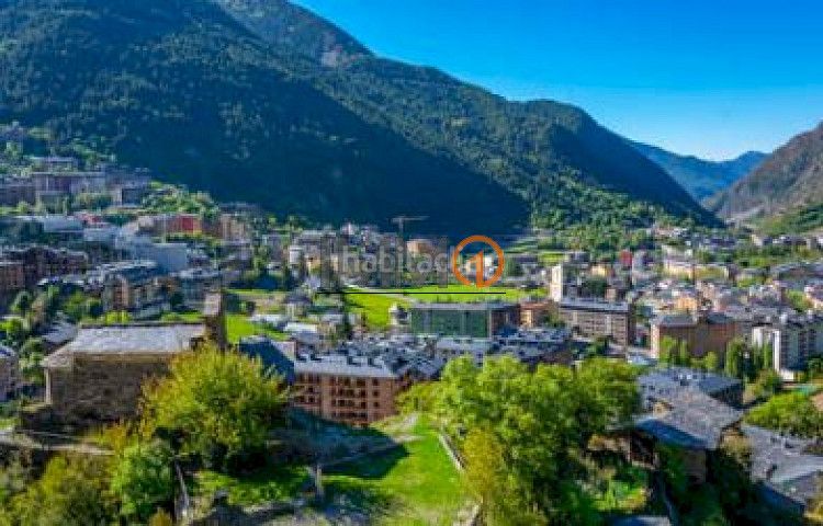 Foto 244291f3-161a-45de-80cd-132d0ca932a8. Pis amb calefacció a Encamp Encamp