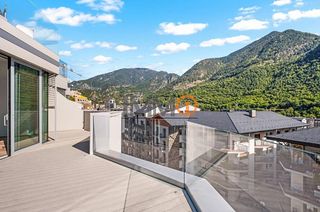 Piso en Centro. Piso de lujo de nueva construcción en el centro de andorra la ve