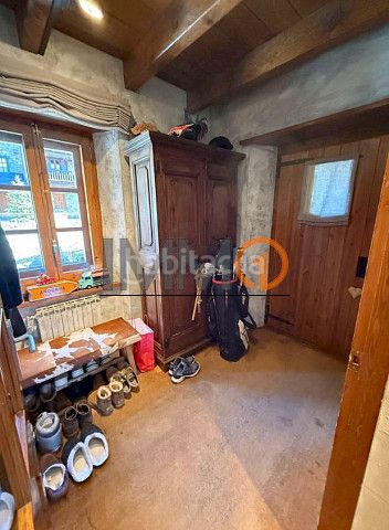 Foto a4342b49-ff29-4856-9ff1-f056e815d404. Casa aparellada amb calefacció a El Tarter Canillo