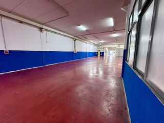 Affitto Capannone industriale in Calle petrer 29. Nave en el poligono de carrus de 400m2 aproximadamente ,con trif