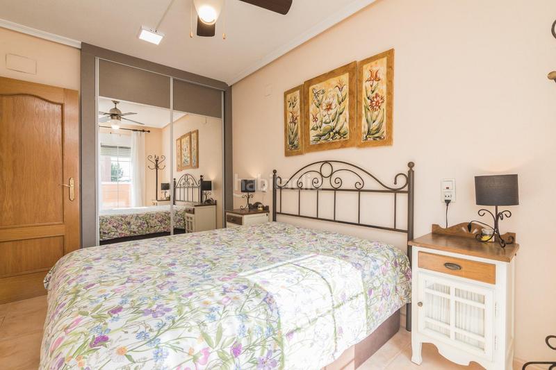 Foto 1268060b-08f0-4dce-8702-3b45914fcf54. Maison dans calle zaragoza 22 dans Gran Playa Santa Pola