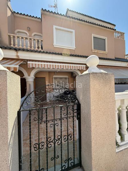 Foto 77358c42-b536-4707-ac53-42d29ddd43e0. Casa a calle consueta 2 a Playa Tamarit-Playa Lissa Santa Pola