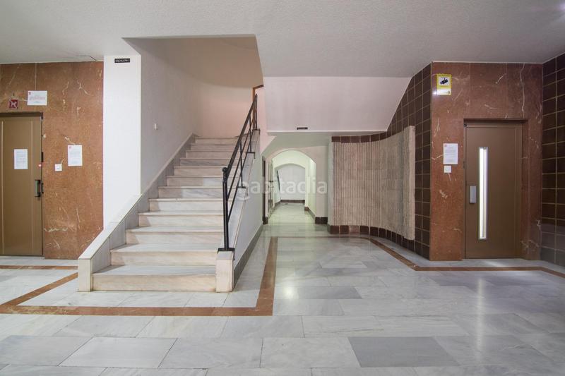 Foto 41ab0f7c-6608-4683-94d5-d32e99175824. Piso en jose sanchez saez 31 oportunidad de inversión en Altabix con ascensor, 3 habitaciones, todo exterior en Elche / Elx