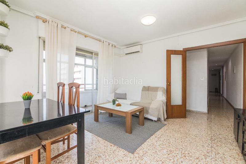 Foto 427044df-6265-46a9-8584-4860061d057d. Piso en jose sanchez saez 31 oportunidad de inversión en Altabix con ascensor, 3 habitaciones, todo exterior en Elche / Elx
