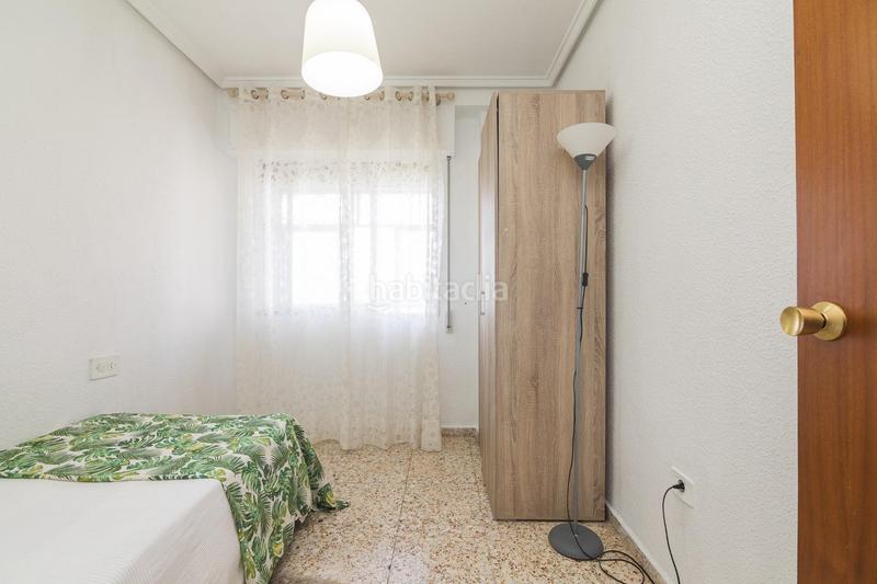 Foto 52c8c44b-e2f2-415b-a0b8-dcf8391db460. Piso en jose sanchez saez 31 oportunidad de inversión en Altabix con ascensor, 3 habitaciones, todo exterior en Elche / Elx