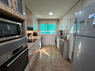 Pis a Calle profesor fco tomas y vali 42. Oportunidad de 4 habitaciones, 1 baño, reformado con ascensor