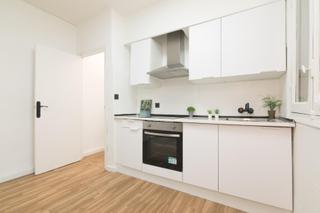 Appartamento in Calle jaime pomares javaloyes 37. Vivienda en zona universidad de tres habitaciones, primero sin a