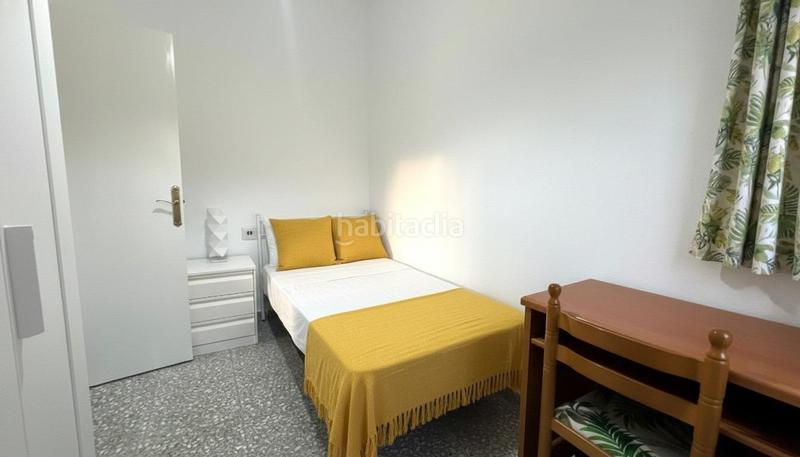 Foto f9258a9c-d094-48ed-8730-29fe1ebcf2a8. Rent flat in San Crispín Elche / Elx