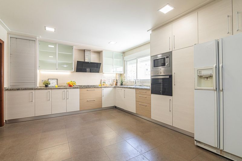 Foto 3537ecfe-8c7a-4d3c-88d1-3a2bef2a1ee4. Pis a Carrús Oeste Elche / Elx