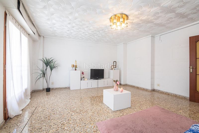 Foto 36552c8d-cbd4-46e3-92f6-23ad3eb02ff7. Pis a Carrús Oeste Elche / Elx