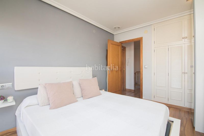 Foto 44c7f7fd-7245-4082-b028-525135c24563. Duplex con riscaldamento in Carrús Oeste Elche / Elx