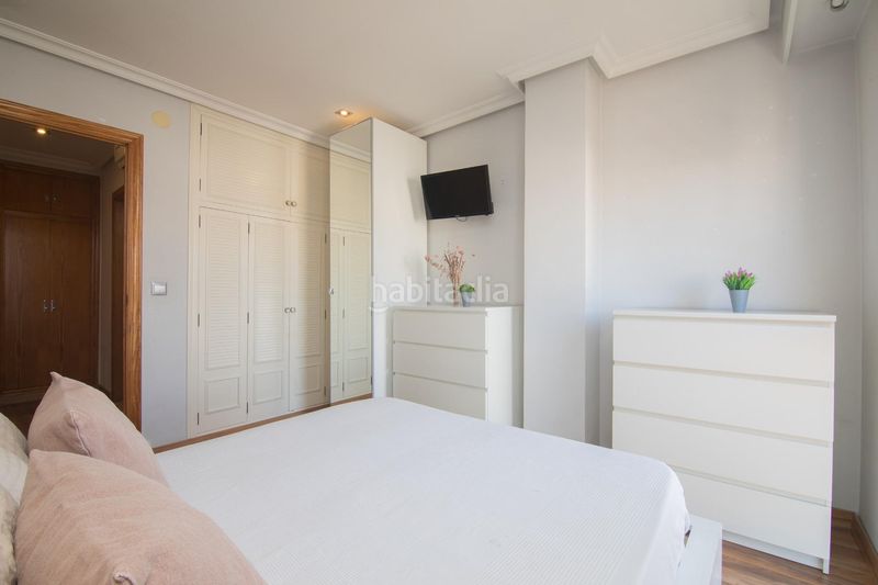 Foto b59b5f3e-5e9b-49ce-9919-b05eba82863a. Duplex con riscaldamento in Carrús Oeste Elche / Elx