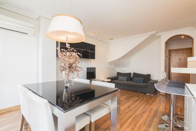 Foto f9fa15be-d821-4878-a198-6ffd4d656959. Duplex con riscaldamento in Carrús Oeste Elche / Elx