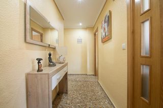 Pis  Calle leon sanchez saez 5. 4 habitaciones, 2 baños, con ascensor, con unas vistas envidiabl