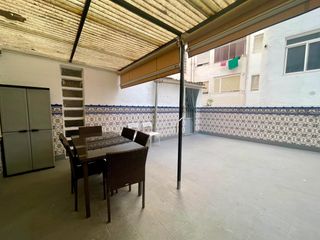 Lloguer Pis  Calle san pedro. 1º con ascensor de 3 habitaciones y 2 baños