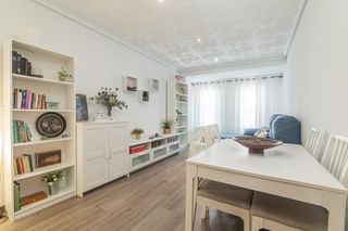 Etagenwohnung  Calle joaquin garcia mora 30. 4º planta real sin ascensor reformada con 4 habitaciones y 2 bañ
