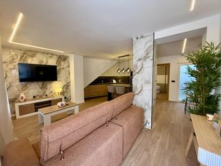 Affitto Piano terra in Calle santo tomas 10. Planta baja reformada en centro de santa pola alquiler temporal