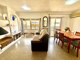 Affitto Appartamento  Calle joaquin garcia mora. Vivienda con ascensor en zona carrus de elche con tres habitacio