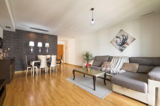 Appartement à Alemania 9. Vivienda con piscina, plaza de garaje, terraza, 3 habitaciones y
