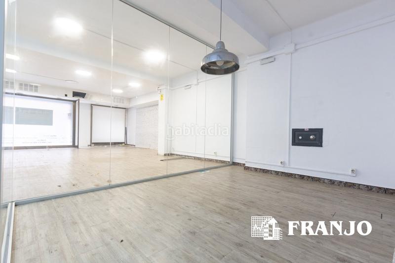 Foto 212d475c-5e61-4f0f-bd62-c49ac572c9af. Alquiler local comercial en Centre-Eixample-Can Llobet Barberà del Vallès