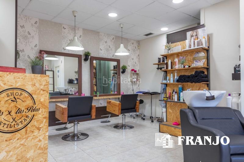 Foto 75de6426-084a-49e4-a3bc-70d0190337e8. Geschäftsraum mit heizung in Parc Central Barberà del Vallès