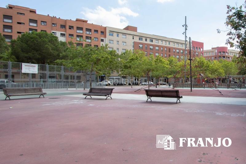 Foto 8a269d44-8347-4999-aa53-793f646eef15. Geschäftsraum mit heizung in Parc Central Barberà del Vallès