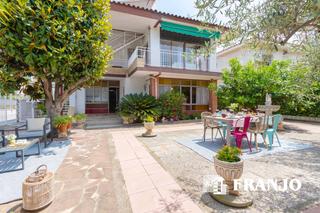 Casa a Ca nEsteper-Can Gorgs-Can Gorgs II. Casa de 217 m2 sobre parcela de 420 m2 orientada al suroeste.  u