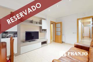 Appartement à Centre-Eixample-Can Llobet. Vivienda de 78m2  en av. generalitat en perfecto estado, para en