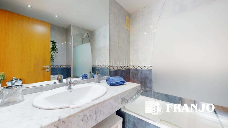 Foto 1b37d0f6-d6ea-449b-a949-287a088abfe2. Pis amb calefacció aparcament piscina a Parc d´Europa Barberà del Vallès