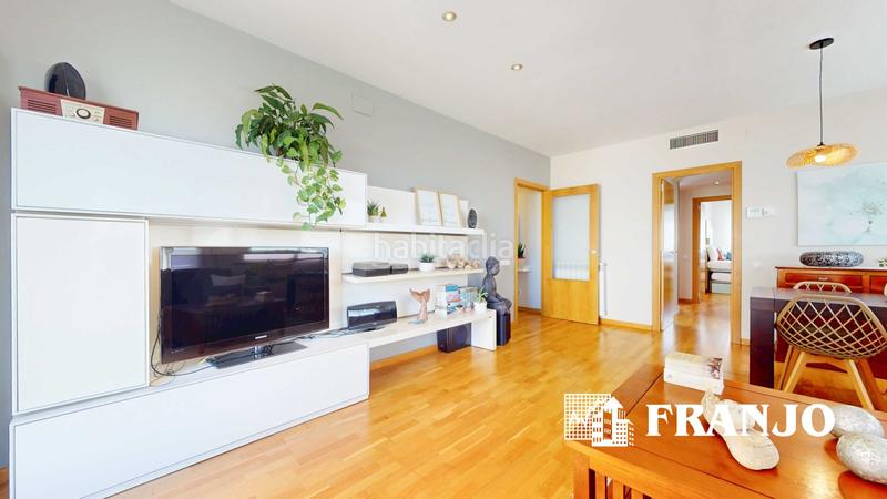 Foto 2b4fd5da-dc56-4b6b-a688-11865752f338. Pis amb calefacció aparcament piscina a Parc d´Europa Barberà del Vallès