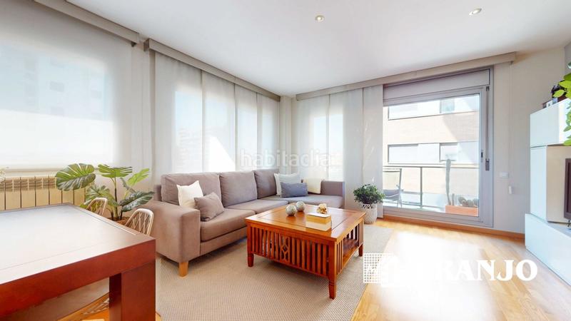 Foto a456cb00-bb88-42ce-8773-cb7efedc8d5c. Pis amb calefacció aparcament piscina a Parc d´Europa Barberà del Vallès