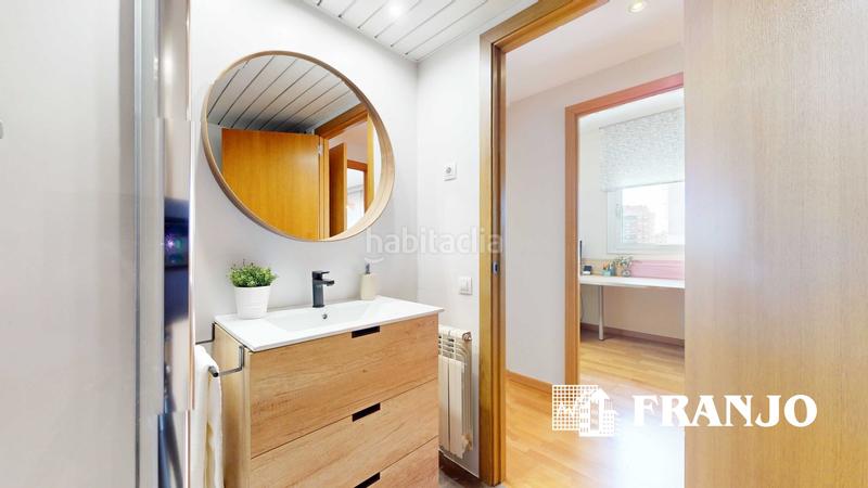 Foto b5bd14b2-4890-4665-963f-f794558319db. Pis amb calefacció aparcament piscina a Parc d´Europa Barberà del Vallès