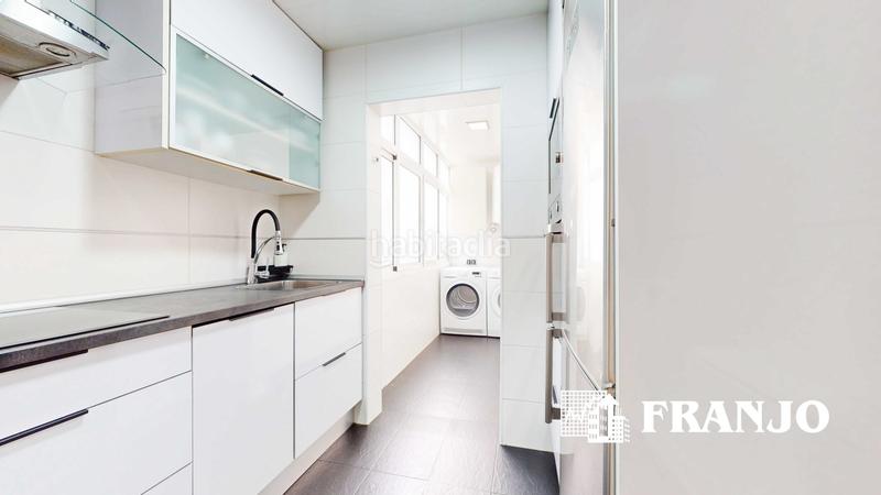 Foto 91204d2c-1457-4ac1-a6a6-582527f22d0a. Piso vivienda de 70m2 en el centro de la cuidad con balcón orientado al sur. en Barberà del Vallès