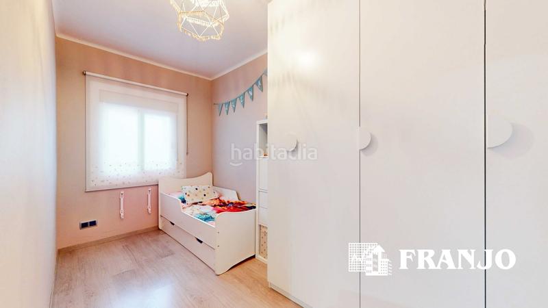 Foto ac000f18-9383-439e-a1d5-015daadf4536. Piso vivienda de 70m2 en el centro de la cuidad con balcón orientado al sur. en Barberà del Vallès