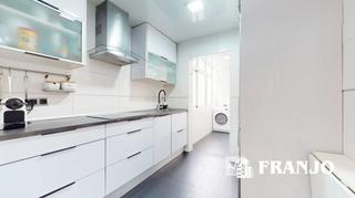 Pis a Centre-Eixample-Can Llobet. Vivienda de 70m2 en el centro de la cuidad con balcón orientado