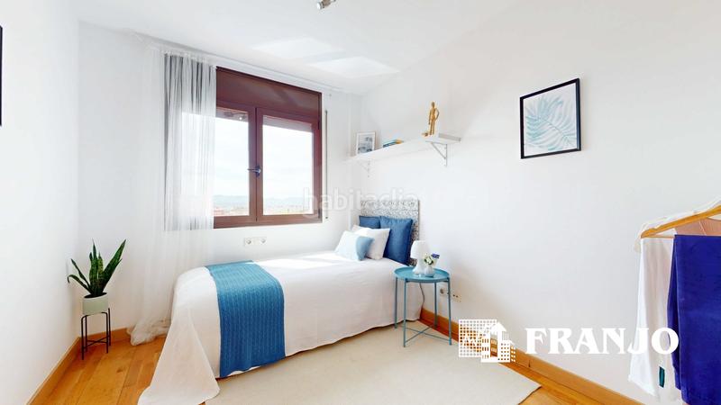 Foto 7215a984-5b5a-48f0-8204-ac1cbf720413. Appartement avec chauffage parking piscine dans Parc Central Barberà del Vallès